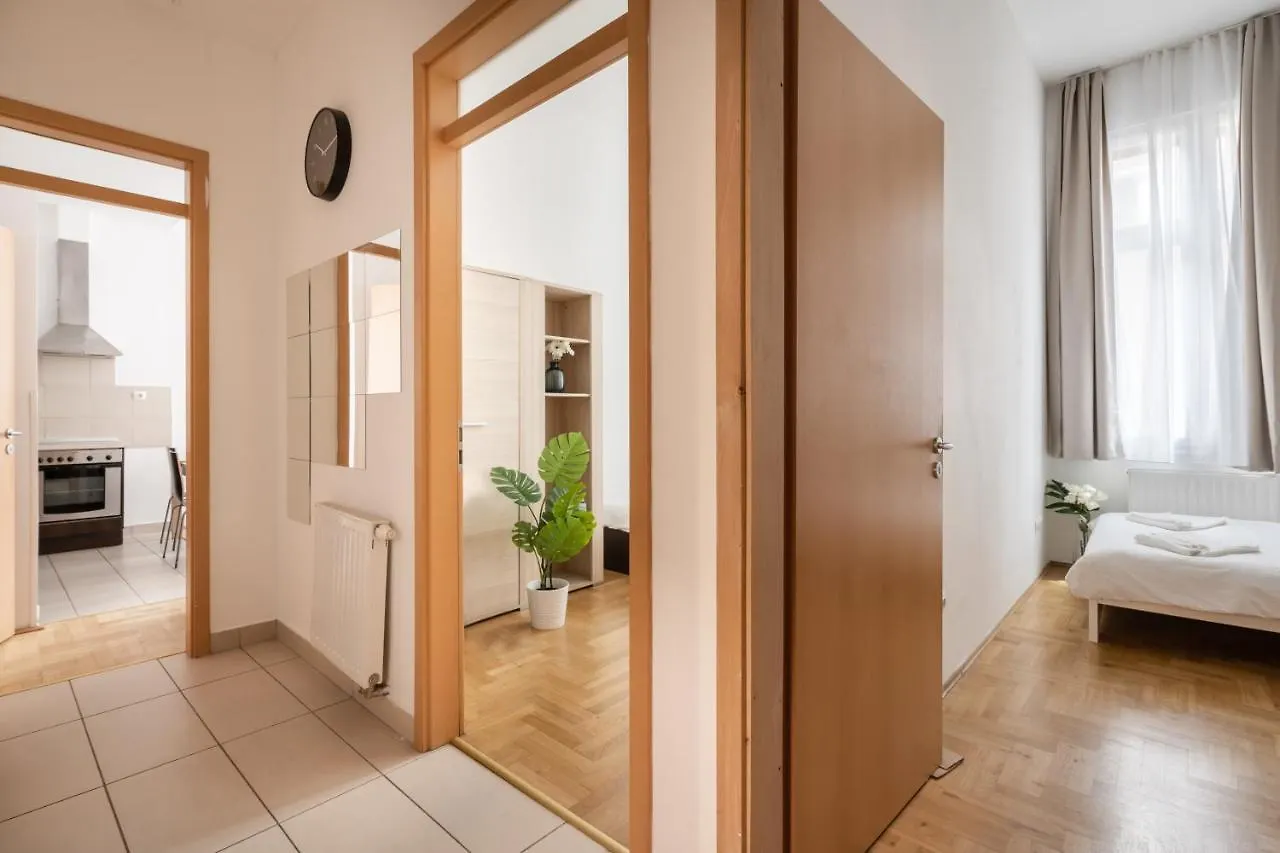 Ace Of Spades Gozsdu Budapest Apartment